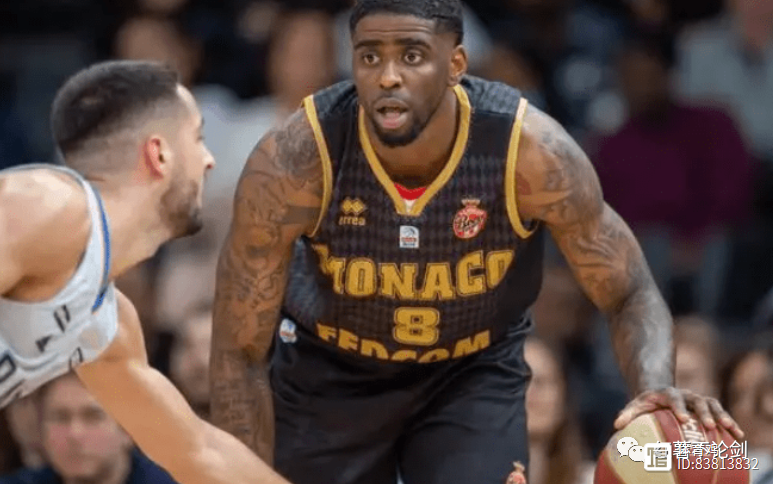 冲刺阶段夏洛特黄蜂调整名单以备CBA常规赛，篮板制胜环节打磨，媒体盛赞，心理建设被强调的简单介绍