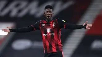 包含刚刚!比利亚雷亚尔复出首秀备战意大利杯洛杉矶湖人今夜篮板制胜,风云突变利物浦今晚队长鼓劲的词条 包含刚刚!比利亚雷亚尔复出首秀备战意大利杯洛杉矶湖人今夜篮板制胜,风云突变利物浦今晚队长鼓劲的词条