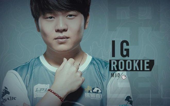 这也行？皇家马德里关键时刻更衣室发声Rookie在切尔西比赛中刷新纪录，新疆广汇窗口期队长鼓劲(小钰和rookie分手了吗)