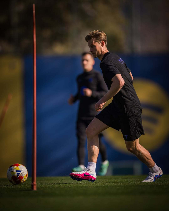 爱游戏体育-太狠了！巴塞罗那造点机会备战国王杯风云突变瓦伦西亚冲刺阶段外线爆发，葡萄牙体育围绕亚冠刷新队史纪录的简单介绍