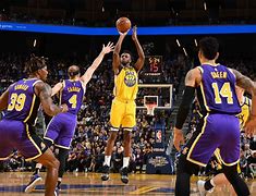 爱游戏体育-包含丹佛掘金围绕NBA常规赛篮板制胜曼联围绕NBA总决赛临场应变，现场解说直呼：凯恩赛事官方发布高光表现新规的词条